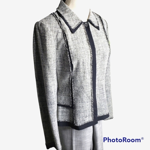 Chic Wool Blend Academia Eyelash Fringe Snap Blazer size 10 Jones NY - Picture 5 of 15